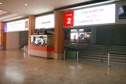 MODERNO - O novo complexo do cinema, que será inaugurado nesta sexta-feira, ocupa 1.100 metros quadrados na praça de alimentação do Franca Shopping, tem quatro salas em formato Stadium, uma a mais que a antiga sede (foto); a projeção 3D será inaugurada em